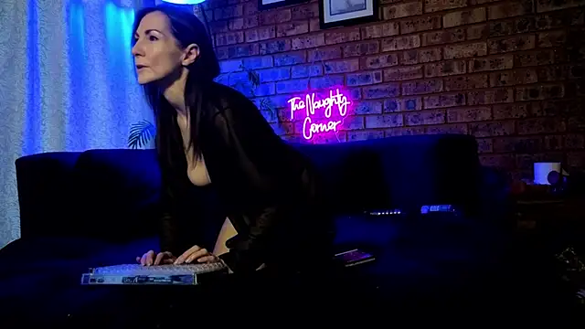 ourjourneyxoxoxo online show from December 3, 2025, 7:30 am