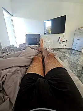 j0nathan00 online show from February 24, 2025, 11:32 am