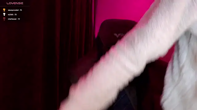 Snapshot of Ohmy_Nora_ chatting on March 7, 2025, 1:09 am Ohmy Nora  online show from March 7, 2025, 1:09 am