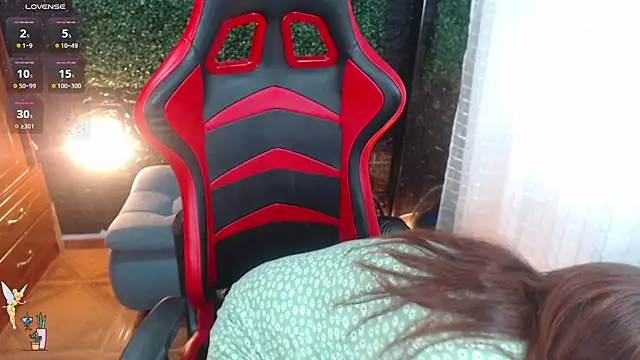 natyk m online show from November 29, 2025, 9:59 pm