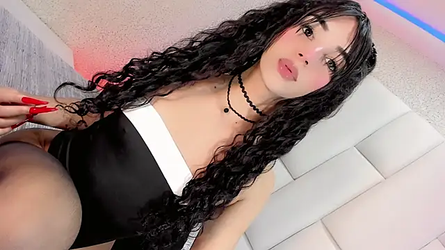 Angeles Busst online show from April 14, 2026, 9:20 pm