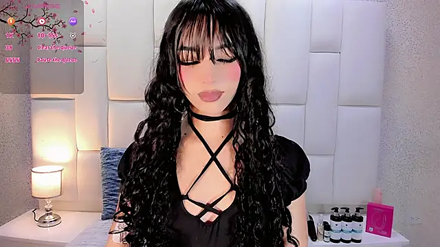 Angeles Busst online show from March 19, 2026, 9:04 pm