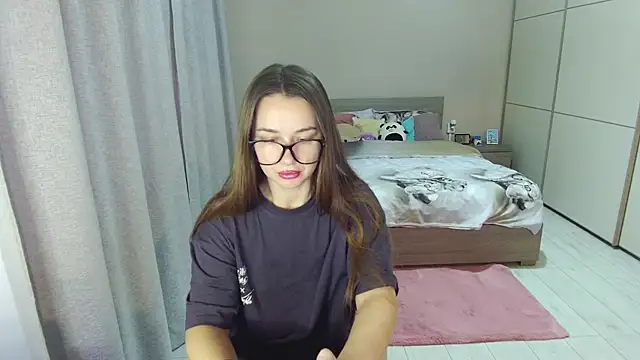 singletrouble online show from October 28, 2025, 5:50 am