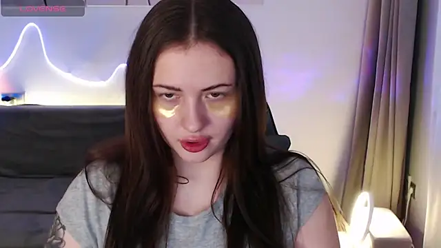 Ollie James online show from November 21, 2025, 1:21 pm