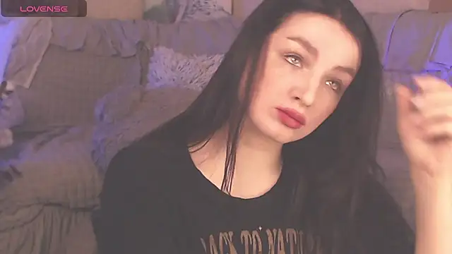 BritneyBarker online show from March 19, 2025, 5:08 am