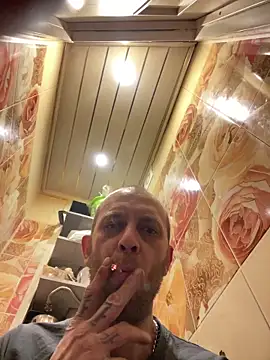 MaxDevilWhite online show from February 20, 2026, 4:53 am