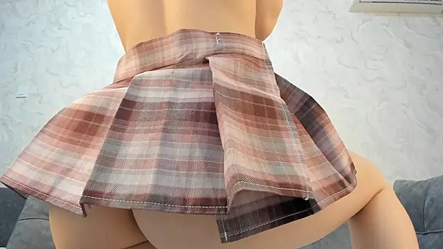 Yuki miiii online show from March 17, 2025, 5:56 am