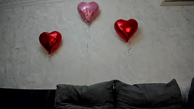 Yuki miiii online show from February 16, 2025, 5:37 am