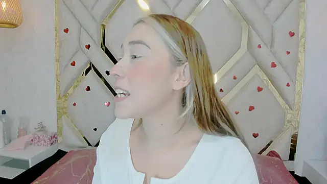 Snapshot of Lannajansen chatting on March 1, 2025, 1:29 pm Lannajansen online show from March 1, 2025, 1:29 pm
