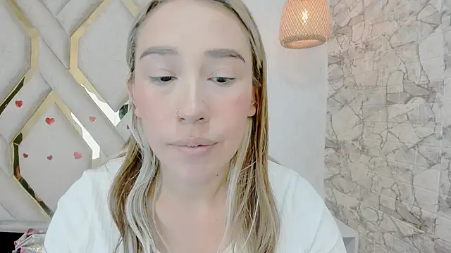 Snapshot of Lannajansen chatting on March 1, 2025, 5:05 pm Lannajansen online show from March 1, 2025, 5:05 pm