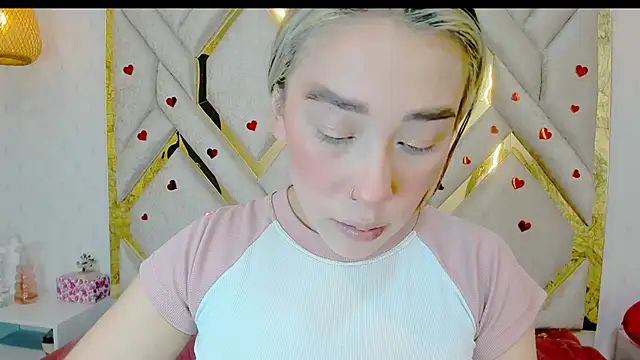 Snapshot of Lannajansen chatting on February 17, 2025, 1:33 pm Lannajansen online show from February 17, 2025, 1:33 pm