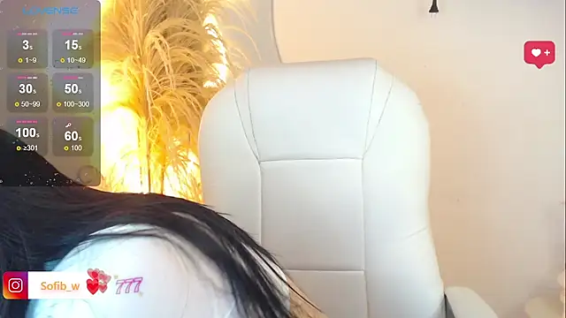 Snapshot of Sofi_BBW chatting on March 27, 2026, 12:39 pm Sofi BBW online show from March 27, 2026, 12:39 pm