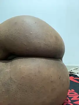 Charlotte bronxxx online show from February 4, 2025, 9:41 pm