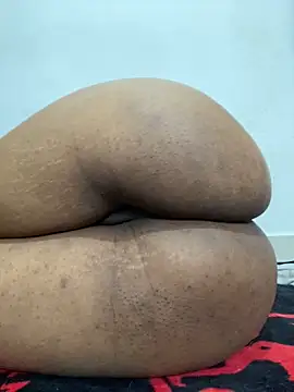 Charlotte bronxxx online show from February 11, 2025, 8:20 pm