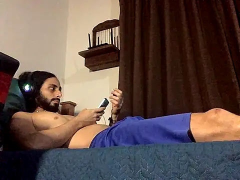 Nooneisthis online show from October 31, 2025, 4:53 am