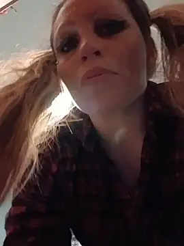 barbieinbondage7 online show from May 14, 2026, 1:02 am