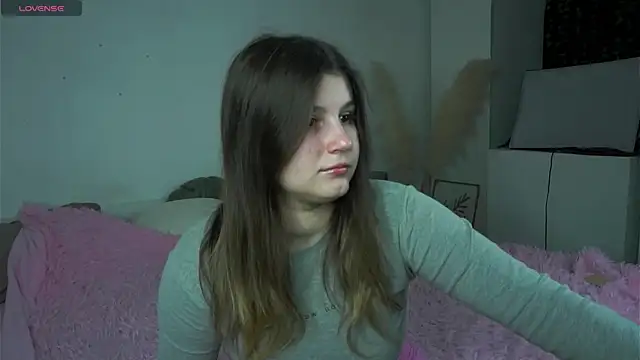 nawuwu online show from November 21, 2025, 5:50 am