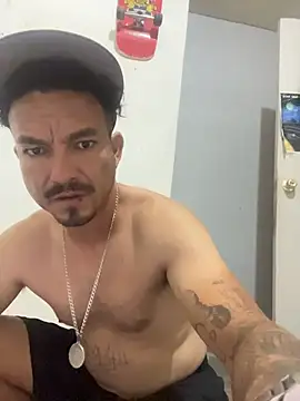 paullliliu online show from July 12, 2026, 10:49 am