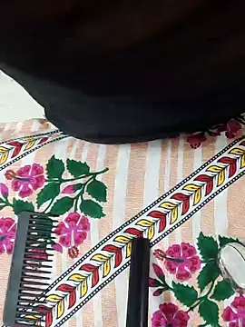 horny lizia online show from June 16, 2026, 7:03 pm