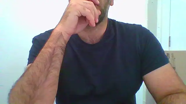  tuga man  online show from November 4, 2025, 1:59 pm