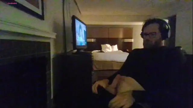 Snapshot of rrunner7718 chatting on September 17, 2025, 6:59 am rrunner7718 online show from September 17, 2025, 6:59 am