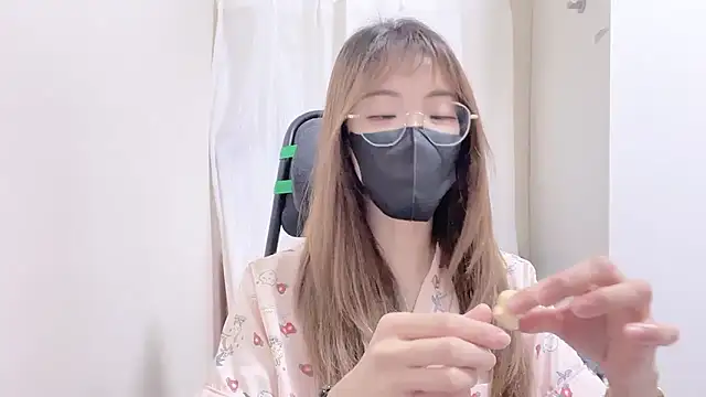 Snapshot of Chu1314 chatting on October 18, 2025, 3:36 pm Chu1314 online show from October 18, 2025, 3:36 pm