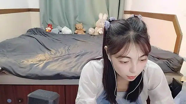Snapshot of Song_99 chatting on February 21, 2025, 2:06 pm Song 99 online show from February 21, 2025, 2:06 pm