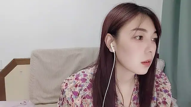 Snapshot of Song_99 chatting on February 26, 2025, 1:11 pm Song 99 online show from February 26, 2025, 1:11 pm