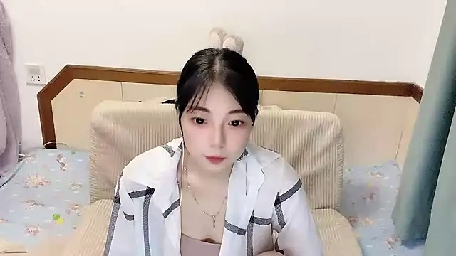 Snapshot of Song_99 chatting on March 20, 2025, 2:42 pm Song 99 online show from March 20, 2025, 2:42 pm
