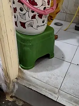 Snapshot of laxmitelugu78 chatting on March 12, 2025, 8:30 am laxmitelugu78 online show from March 12, 2025, 8:30 am