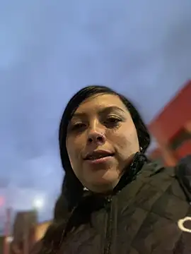 Im-Allysoon online show from February 7, 2025, 11:24 pm