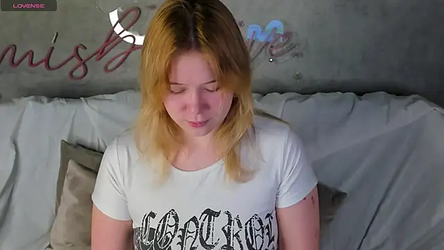 Amy Kimberlly online show from September 20, 2025, 11:54 pm