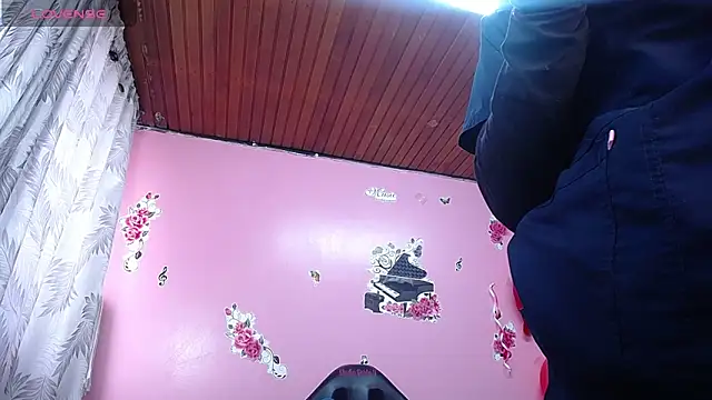 Sofii cutee online show from February 21, 2025, 12:27 pm