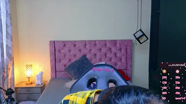 Sofii cutee online show from February 12, 2026, 1:11 pm