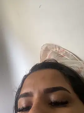 Snapshot of Alicia_BR chatting on April 11, 2026, 1:48 pm Alicia BR online show from April 11, 2026, 1:48 pm