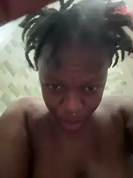 Snapshot of Boneca25 chatting on March 3, 2026, 8:54 am Boneca25 online show from March 3, 2026, 8:54 am