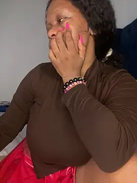 Boneca25 online show from December 17, 2025, 8:30 am