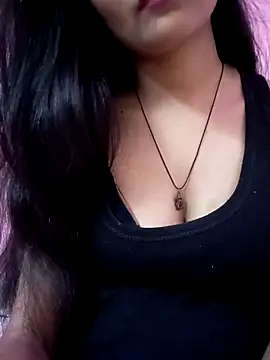 Tanu-00 online show from October 18, 2025, 2:19 pm