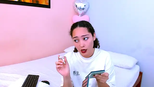 Snapshot of cameron_cooper01 chatting on February 24, 2025, 1:21 pm cameron cooper01 online show from February 24, 2025, 1:21 pm