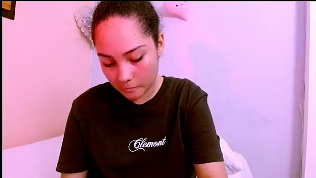 Snapshot of cameron_cooper01 chatting on March 22, 2025, 4:37 pm cameron cooper01 online show from March 22, 2025, 4:37 pm