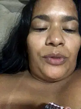 indiazinha69  online show from December 16, 2025, 2:38 am