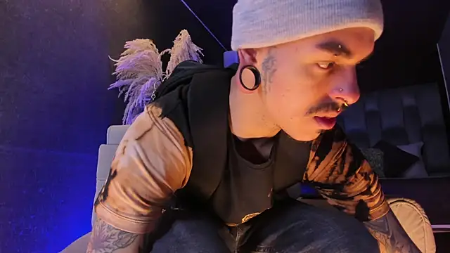 Snapshot of kaletattoo chatting on February 19, 2026, 11:07 am kaletattoo online show from February 19, 2026, 11:07 am