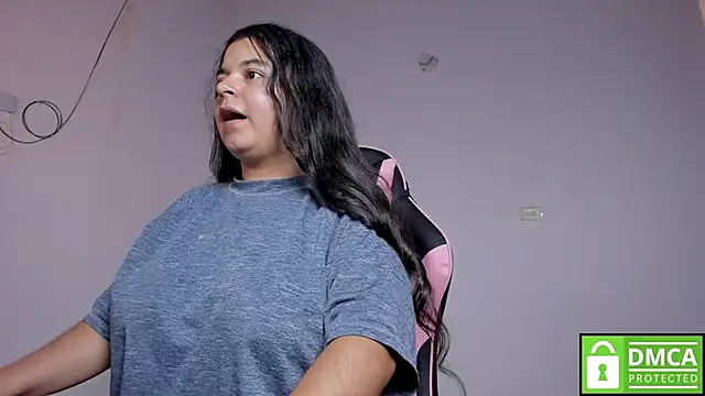 Little Shaara online show from October 14, 2025, 8:09 pm