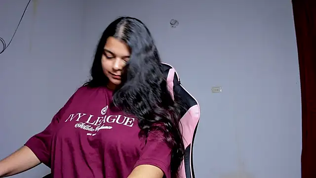 Little Shaara online show from October 22, 2025, 9:13 pm