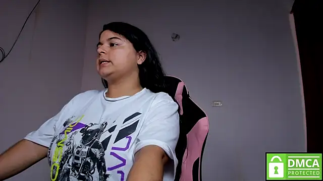 Little Shaara online show from October 31, 2025, 8:05 pm