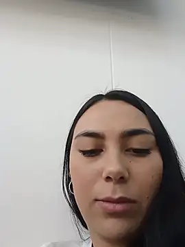 Ariana rouse online show from July 28, 2026, 3:32 pm