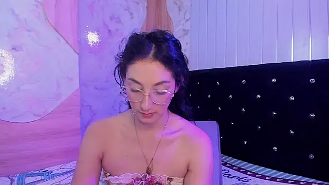 Snapshot of vicky__skinny_1 chatting on July 2, 2026, 3:23 am vicky skinny 1 online show from July 2, 2026, 3:23 am