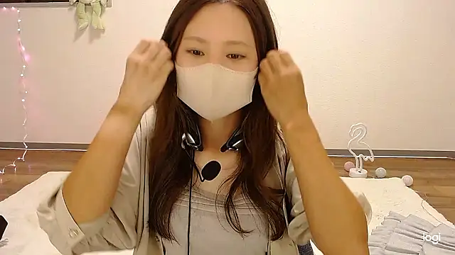 hinano JP online show from October 13, 2025, 1:18 am