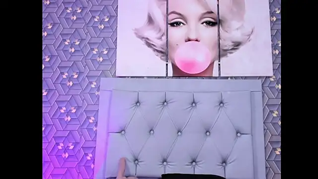 Emily rivera78 online show from September 13, 2025, 5:07 am