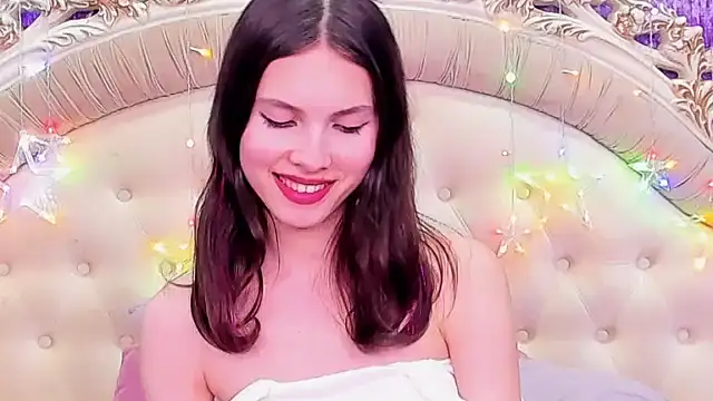 GIGI DAV online show from March 16, 2025, 6:01 pm